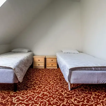 Tervisetare Hostel *